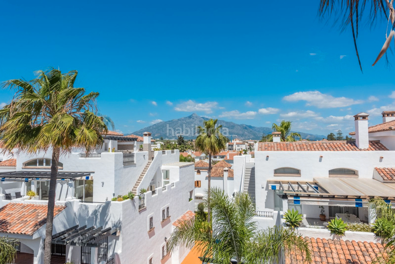 Foto d109ede7-3124-4fe7-8017-644a006103ba. Zweistöckige wohnung mit parking pool in Nueva Alcántara Marbella