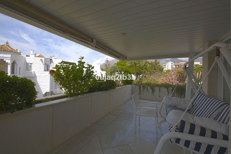 Foto 3543f042-4b30-4c8a-889c-2280be7b9ecb. Apartament amb piscina a La Carolina - Guadalpín Marbella
