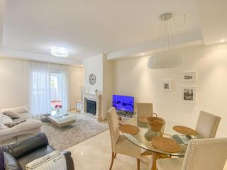 Apartament  N/a. Oasis mediterráneo en nueva andalucía: apartamento de 2 dormitor