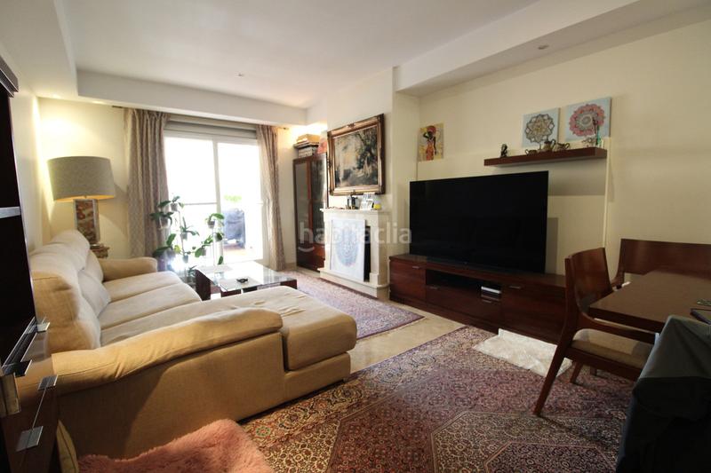 Foto 0fa1ffa1-ffec-4a3d-9bd7-2d698ede7bb9. Piccolo appartamento con piscina in Los Naranjos Marbella