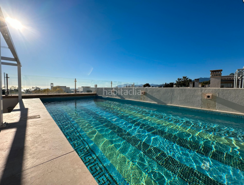 Foto 78fab82e-1e20-4e5e-83ef-ecb0e9640400. Alquiler casa pareada casa moderna en la zona prestigiosa de Sierra Blanca en Marbella