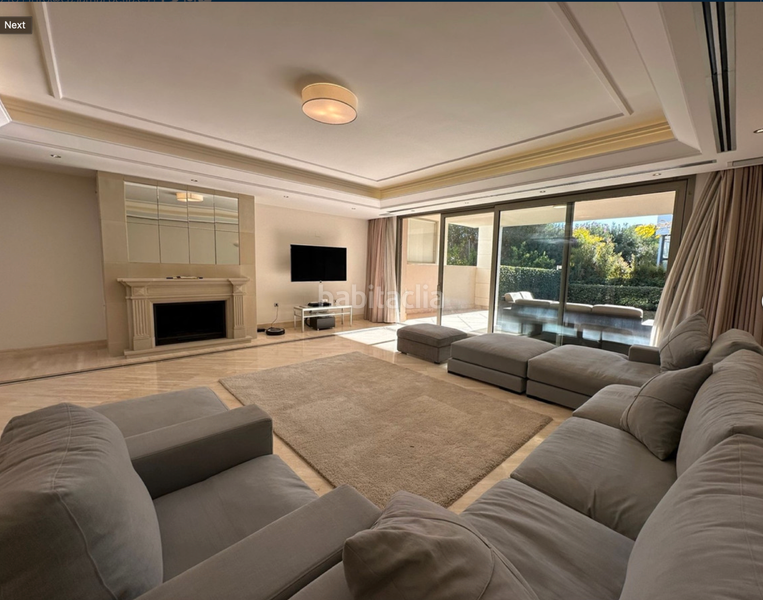 Foto 58797075-a517-46a6-9b34-e1ecb6efc632. Lloguer casa aparellada amb aparcament piscina a Marbella