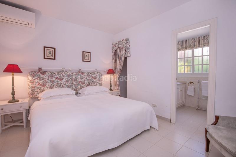 Foto 057d906b-a025-4b72-958e-ffee499e2cc9. Chalet mit pool in Paraiso - Barronal Estepona