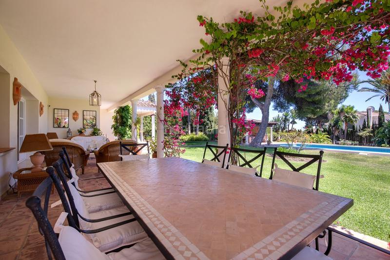 Foto 8521d55b-6d40-4365-94f5-74fd989aefa9. Chalet mit pool in Paraiso - Barronal Estepona