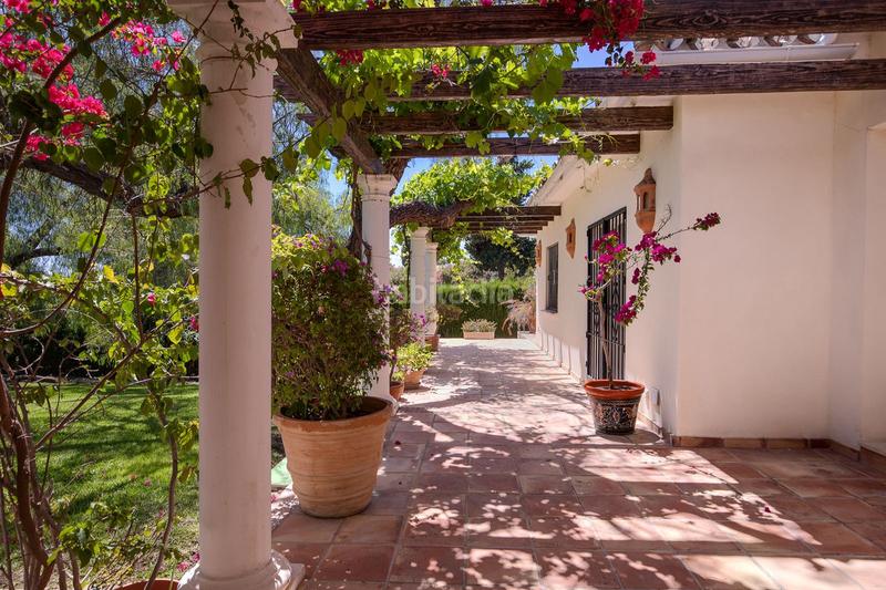 Foto d1375f33-1f01-40ac-8abf-3c7644046a54. Chalet mit pool in Paraiso - Barronal Estepona