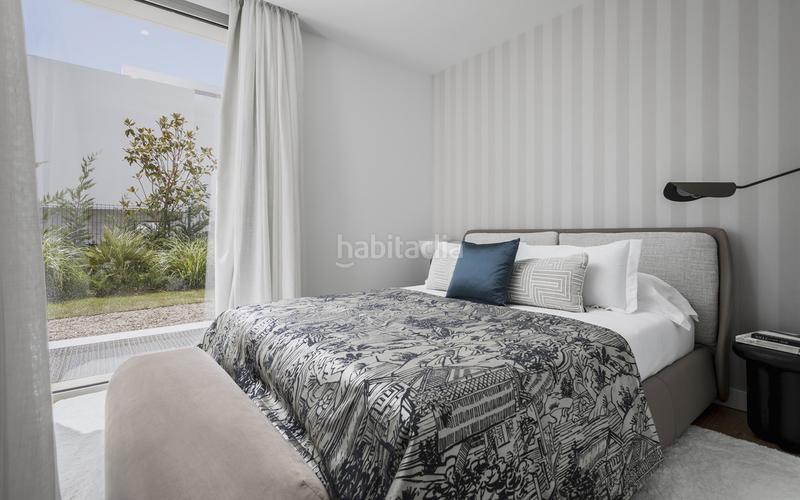 Foto 13884ee3-e6cf-4edf-ab37-24af671228e0. Chalet king's hills: villas exclusivas con diseño vanguardista y estilo único en Estepona