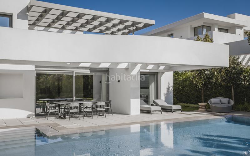 Foto f22d53bc-f27a-4ec9-a5d3-293235791542. Chalet king's hills: villas exclusivas con diseño vanguardista y estilo único en Estepona