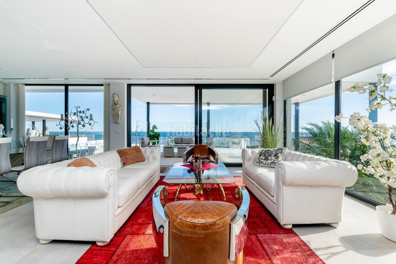 Foto 31db5bbd-f4fd-4577-9d31-7cc882bf9d9b. Chalet más que una casa: una obra maestra inigualable en marbella en Manilva