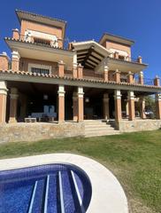 Location Chalet à Santa María. Alquila esta impresionante villa de 7 dormitorios en marbella a