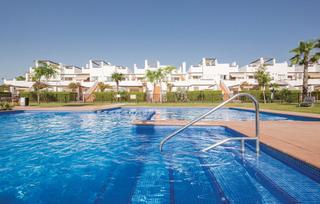 Lloguer Apartament a La Concha - Resina Golf. Este amplio apartamento de 2 dormitorios está situado en la comu