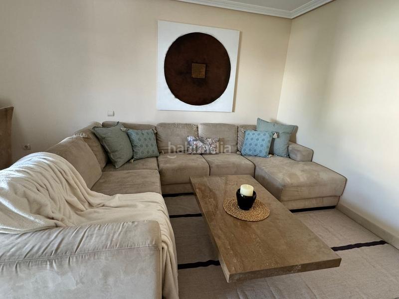 Foto a297cfe5-dae6-4d94-86f3-02dc15f368a0. Lloguer apartament amb piscina a La Concha - Resina Golf Estepona