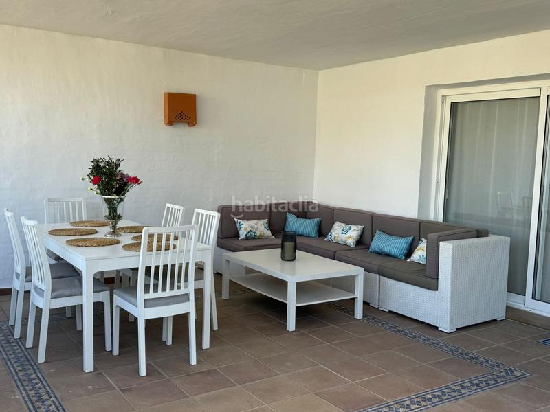 Foto d5f3ede5-d405-4abb-b66f-260b8c8603d7. Lloguer apartament amb piscina a La Concha - Resina Golf Estepona