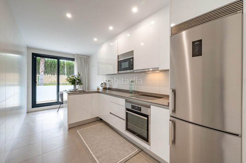 Foto 46484a9b-3178-4b31-a6e2-81ff99303ff9. Alquiler apartamento  casi nuevo a estrenar en la milla de oro, en Marbella