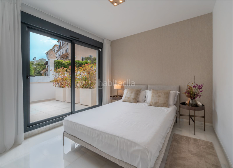 Foto eb900ba0-0614-4954-91d2-ab54cde7fd54. Location appartement avec parking piscine dans lomas de Marbella club Marbella