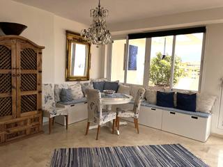 Lloguer Dúplex a San Pedro de Alcántara Pueblo. Vive en alcantamar: ático dúplex de 3 dormitorios con vistas inc