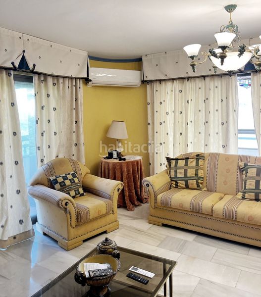 Foto b9fb1e93-8c10-4099-bd1b-31a87dc226a1. Apartament amb piscina a Casco Antiguo Marbella