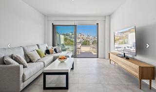 Apartament a Centro. Impresionante apartamento de compra en estepona
