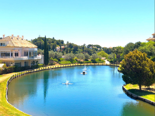 Pis a Avenida de las cumbres 9a. Apartamento de 3 dormitorios en elvira hills | marbella