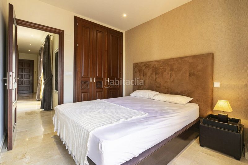 Foto 56ae6cd6-9932-4f4f-bb7a-701c80ca01ed. Pis amb aparcament piscina a Los Naranjos Marbella