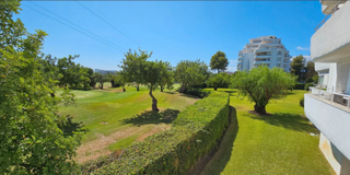 Apartamento en Guadalmina Alta. Apartamento en campo de golf en guadalmina alta