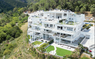 Apartamento en Benahavís pueblo. Apartamento como nuevo en benahavis pueblo