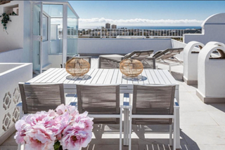 Apartamento en Aloha. Piso recién reformado en aloha, marbella