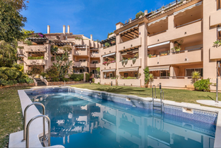 Apartament a Las Lomas de Río Verde. Lujo y confort en la milla de oro de marbella