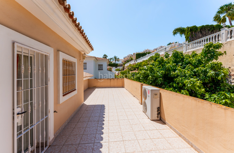 Foto 54396119-aaea-4015-ae1f-7c30a32ac3af. Xalet a calle los hibiscus 10 a la cala Mijas Mijas