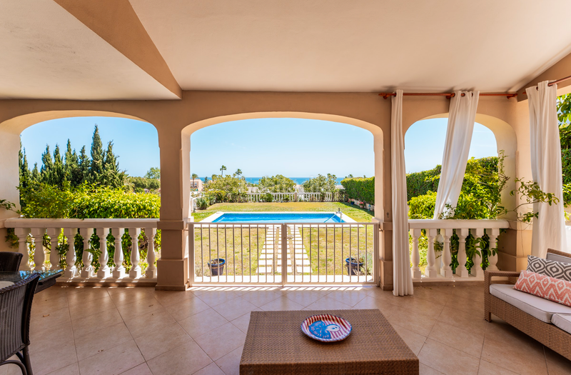 Foto 73bd4c4a-d329-49ca-9978-8b3886bf4f76. Xalet a calle los hibiscus 10 a la cala Mijas Mijas