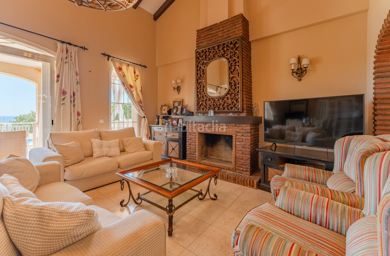 Foto 92c27fa4-157d-45a9-8c61-76e1414c7838. Xalet a calle los hibiscus 10 a la cala Mijas Mijas