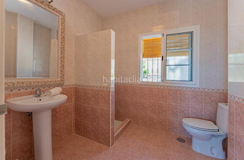 Foto cd9fc7f7-f43c-45b6-b999-29c977792dd3. Xalet a calle los hibiscus 10 a la cala Mijas Mijas