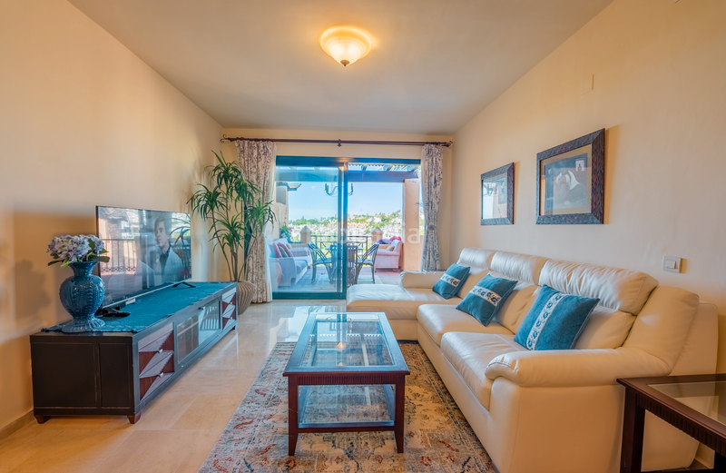 Foto fc6d84fd-2a32-4759-b48b-1b22a50e6da7. Lloguer apartament a calle del priorato 1 a Nueva Atalaya Estepona