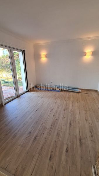 Foto 0ad5ccb2-8c50-446b-8368-1751dad8ee3a. Alquiler casa Calahonda, costa del sol. 3 dormitorios, 3 baños, construidos 204 m², jardin/terreno 1300 m². posición : cerca de golf, cerca de en Mijas