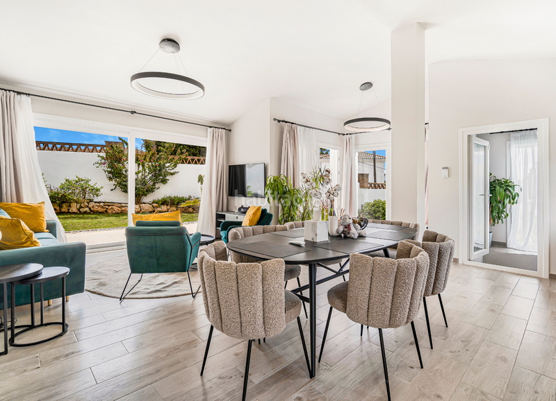 Foto 20dffe24-8675-413c-bfff-f1ddb84c85b2. Xalet amb calefacció aparcament piscina a El Rosario - Ricmar Marbella