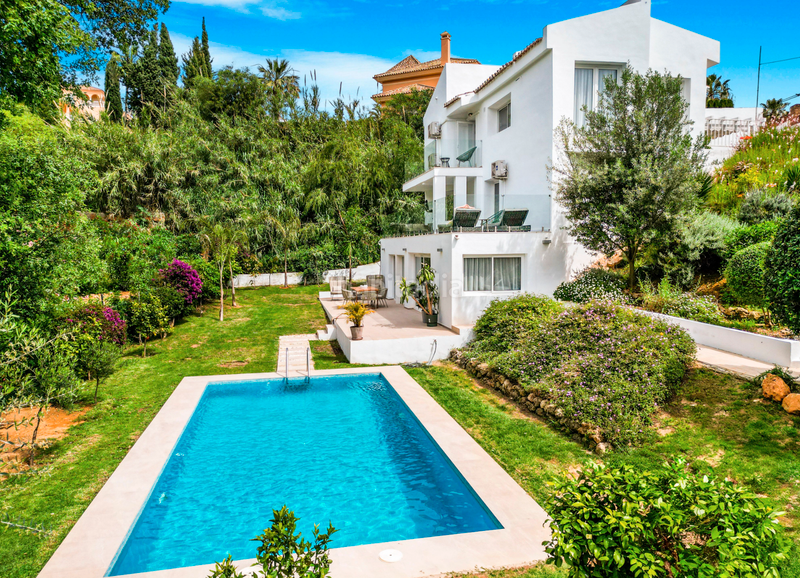 Foto 4fbdec96-ceb1-4759-9108-4f029f93919a. Xalet amb calefacció aparcament piscina a El Rosario - Ricmar Marbella