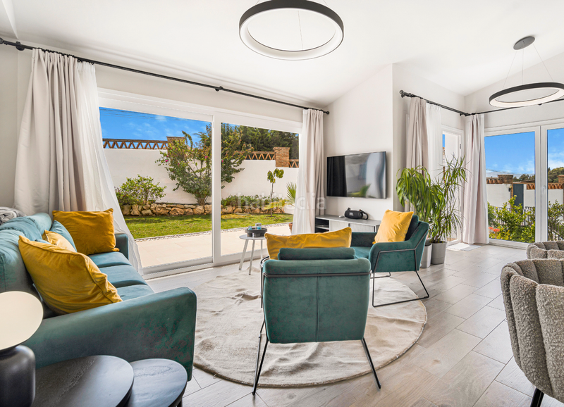 Foto ef742c14-96fe-4a0f-b873-2bf46e08d1c3. Xalet amb calefacció aparcament piscina a El Rosario - Ricmar Marbella