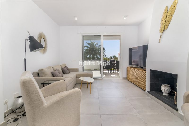 Foto 01855787-a036-464e-81cd-70476343a76d. Apartamento en arrabal aloha golf 91 apartamento planta media en nueva andalucía en Marbella