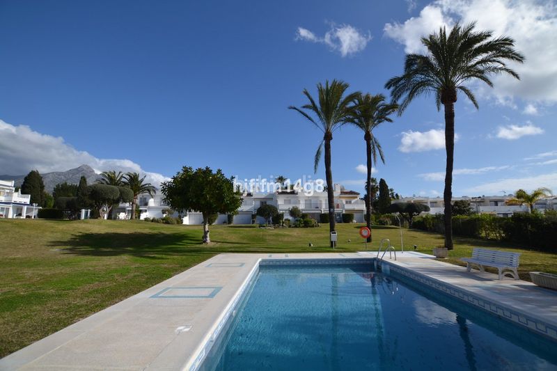 Foto 57672c90-7cf4-45bc-b87b-fcb08dca0778. Apartamento en arrabal aloha golf 91 apartamento planta media en nueva andalucía en Marbella