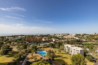 Apartament a Calle auriga 6. Apartamento en planta alta en aloha