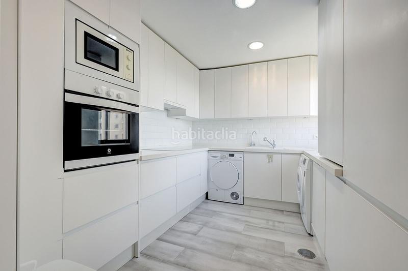 Foto d304404b-3254-4871-8bcd-4d275af34e9f. Apartamento en calle auriga 6 apartamento en planta alta en aloha en Marbella