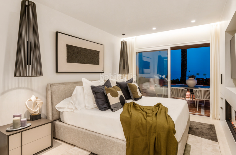 Foto e54a8fe2-2863-4485-be76-4756f92c487c. Piso precioso apartamento en primera línea de playa en new golden mile, en Estepona