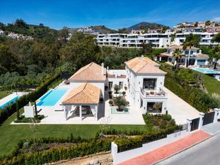 Chalet  Urbanizacion n andalucia 5h. Excepcional finca clásica en la cerquilla - pléyades 10