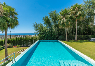Xalet a Los Flamingos. Impresionante villa moderna en los flamingos, benahavis