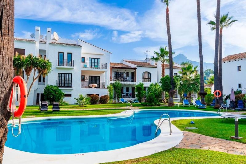 Foto 6bf1b1d7-0eb0-4d71-b992-b8705feea636. Àtic a avenida valle del golf 142 a Aloha Marbella