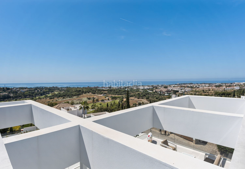 Foto 2ee5a79e-2e86-4e74-bc6d-9411036012a9. Chalet impresionante villa en venta en paraiso alto benahavis en Estepona