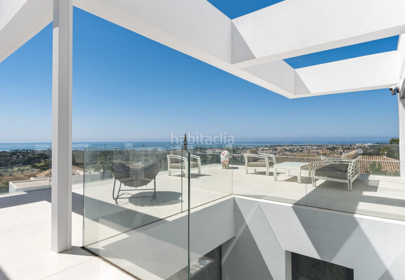 Foto 525df493-1531-45b6-a16e-7f224bfeff80. Chalet impresionante villa en venta en paraiso alto benahavis en Estepona