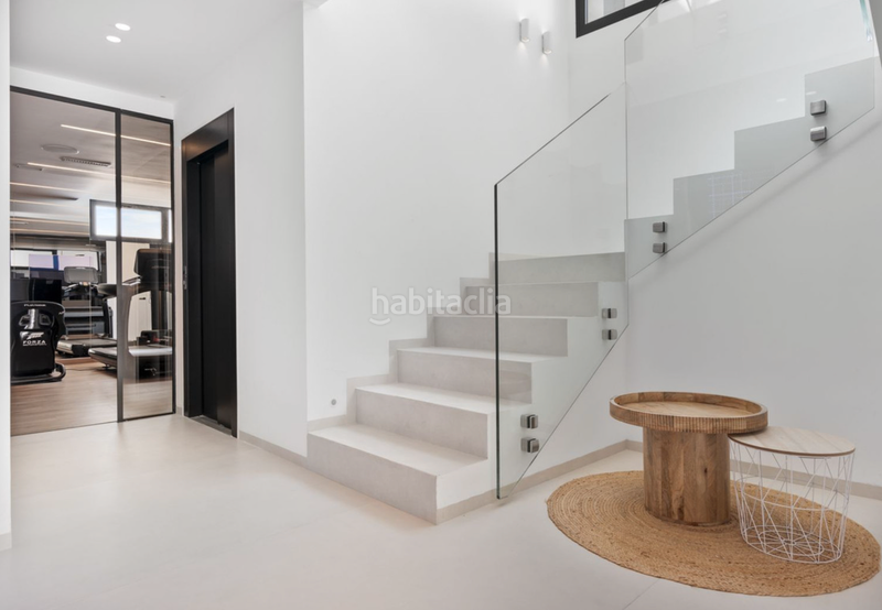 Foto 997fc399-a3d8-4fbf-a0d5-f960775874c9. Chalet impresionante villa en venta en paraiso alto benahavis en Estepona