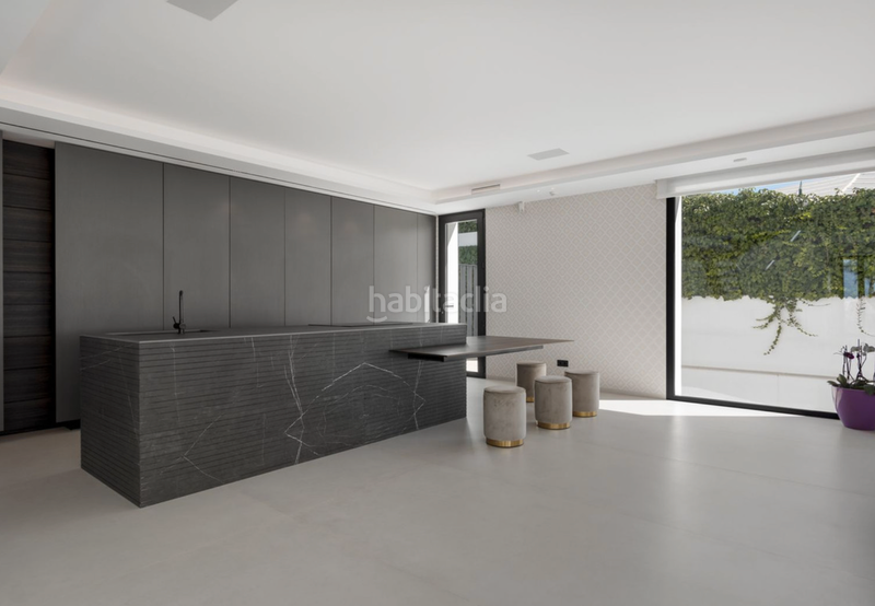 Foto b47c0619-7e2d-44c1-90f0-93fd01c9e93a. Chalet impresionante villa en venta en paraiso alto benahavis en Estepona
