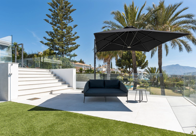 Foto bf210935-5c22-481e-a693-7b317c062420. Chalet impresionante villa en venta en paraiso alto benahavis en Estepona