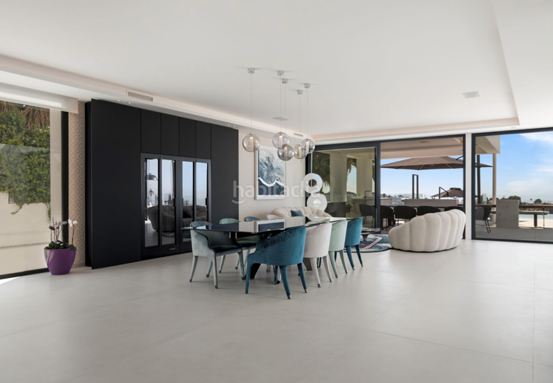 Foto fa1e79fb-ba05-4d66-b9a1-fe5fee8362dc. Chalet impresionante villa en venta en paraiso alto benahavis en Estepona